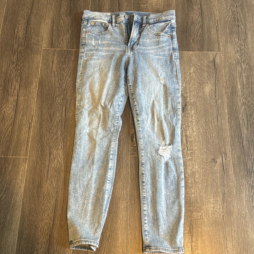 Gap true skinny high rise jeans size 4 petite
